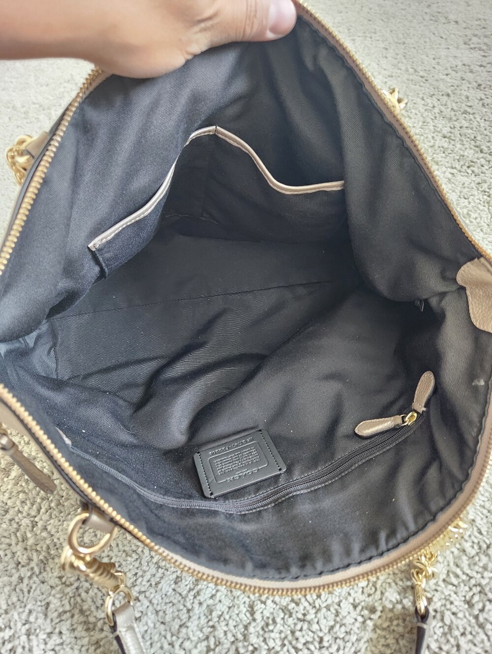 Coach Ava Chain Tote Gold Platinum Pebbled Leather - Picture 8 of 10